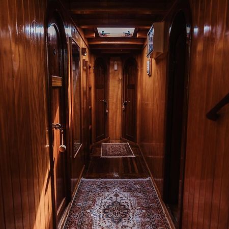 Hotel Sicily Sea Charter Hande Capo Galera Palermo Esterno foto