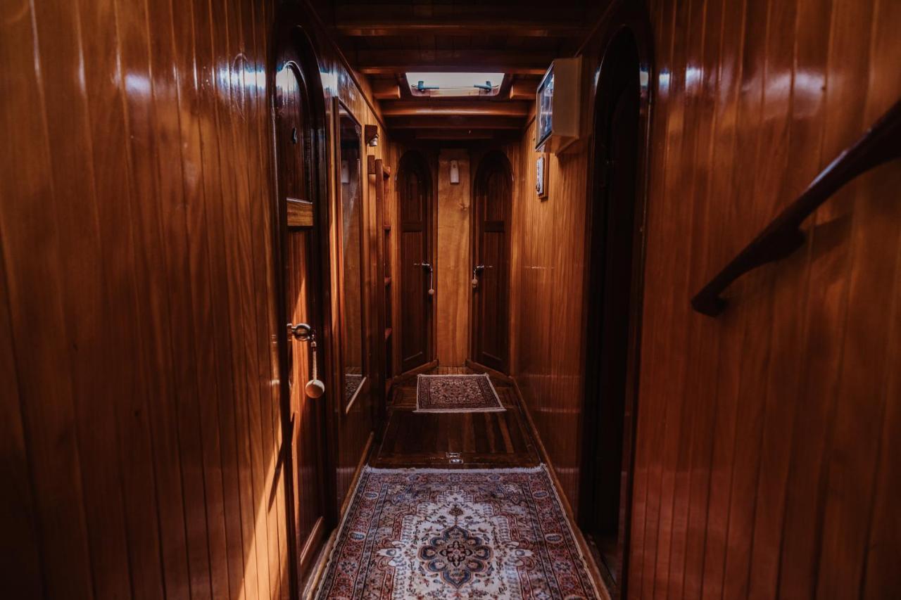 Hotel Sicily Sea Charter Hande Capo Galera Palermo Esterno foto