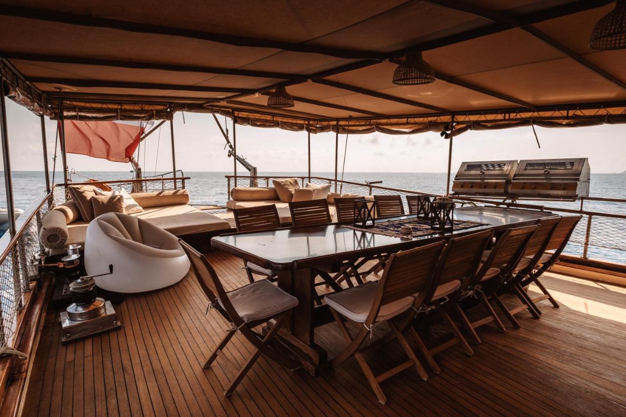 Hotel Sicily Sea Charter Hande Capo Galera Palermo Esterno foto