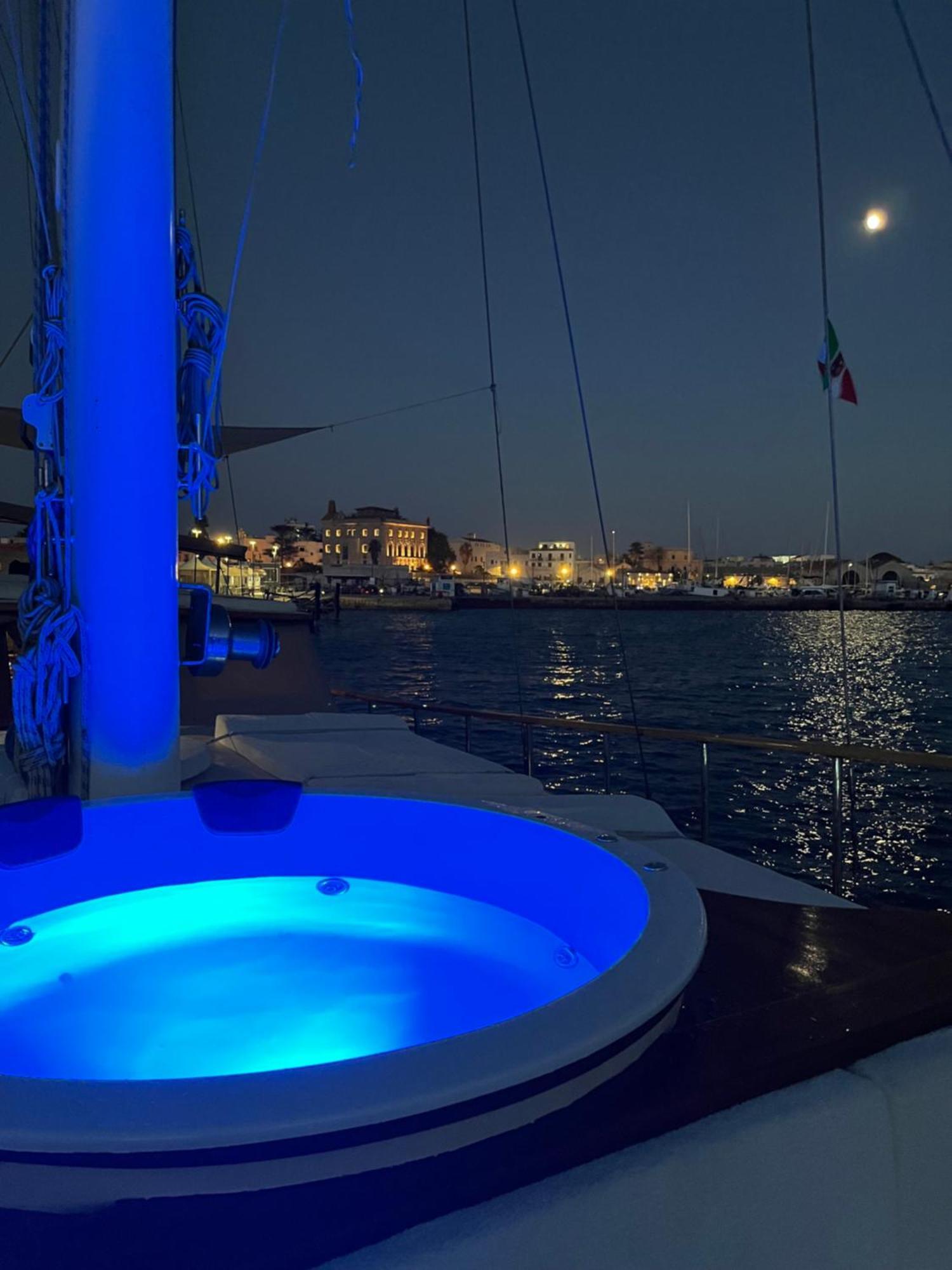 Hotel Sicily Sea Charter Hande Capo Galera Palermo Esterno foto